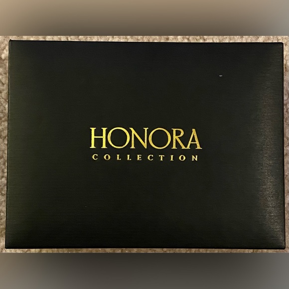 Honora Fresh Water Pearl Collection Box Set - Picture 3 of 12